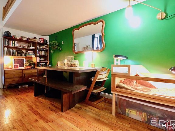 4th image of 39 W 74th St APT 2b