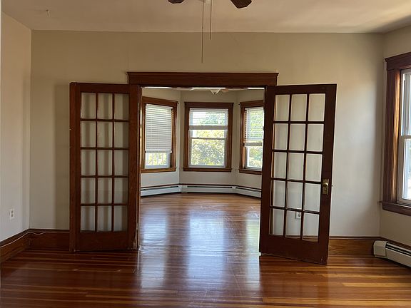 5th image of 179 Grove St #3