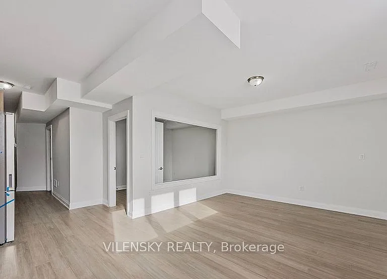 99 Sophia St W — Photo 10