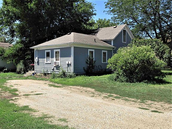 2nd image of 816 Picotte St