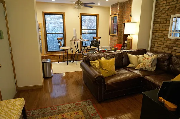 Rented by Compass | media 12