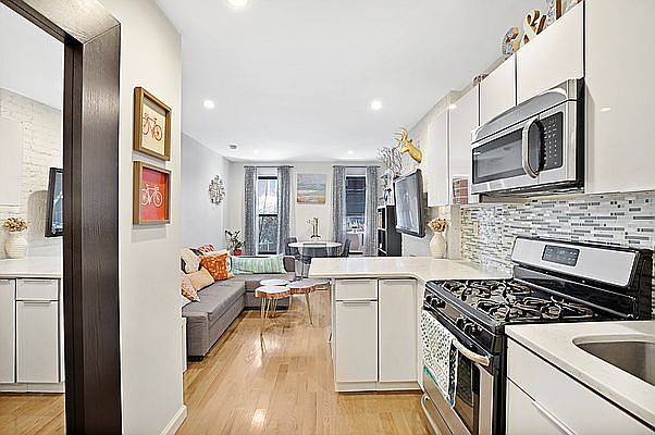 1st image of 244 E 28th St APT 4