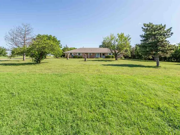 15436 NE Cross Rd, Sterling, OK 73567