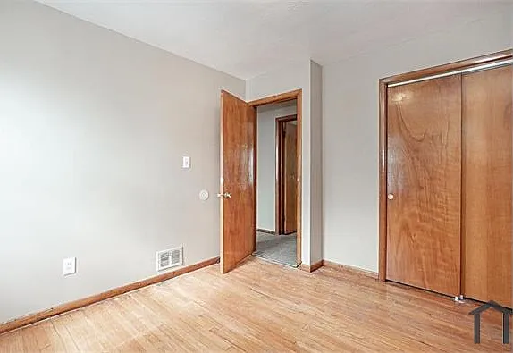 4633 Warner Rd #UP — Photo 14