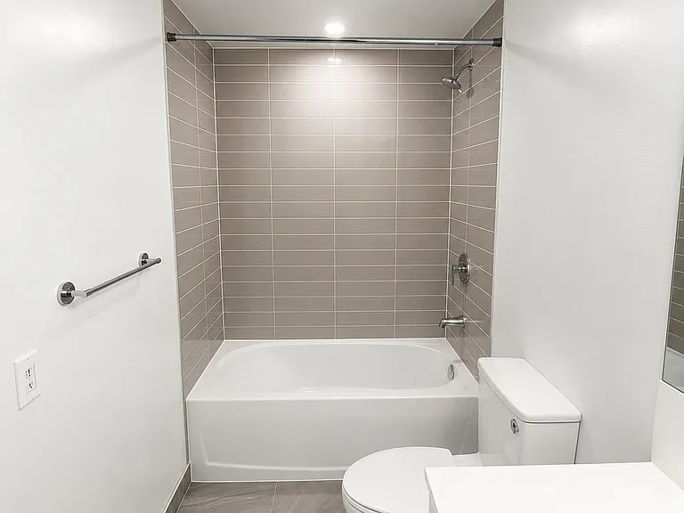4010 Eglinton Ave W #701 — Photo 13
