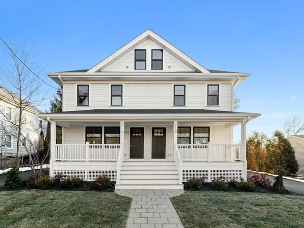 218 Washington St #218, Westwood, MA 02090