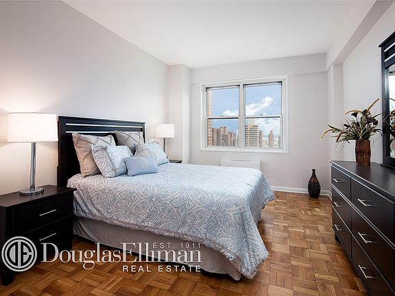 5th image of 1239 Madison Ave #28F