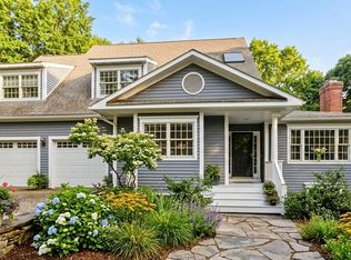 36 Trillium Way, Amherst, MA 01002