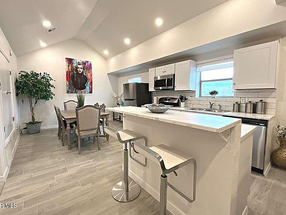 5th image of 3900 La Luz Ave