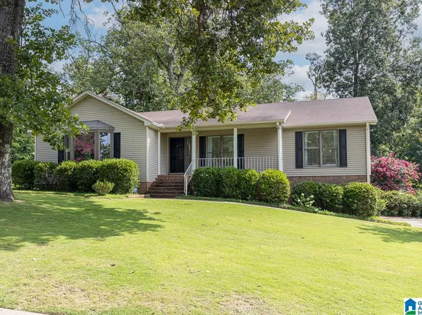 3625 Hunters Hill Dr, Birmingham, AL 35210