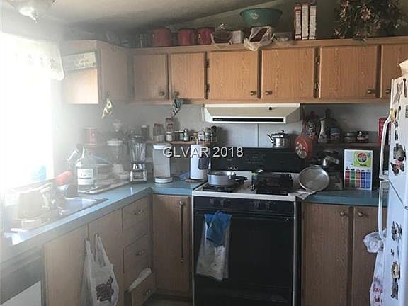 5th image of 2546 N 21st St W