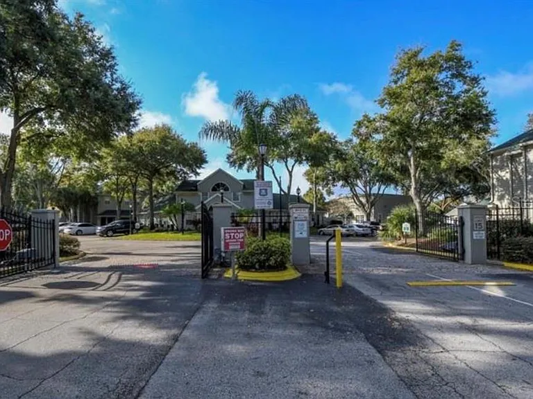 6076 Westgate Dr #104 — Photo 10