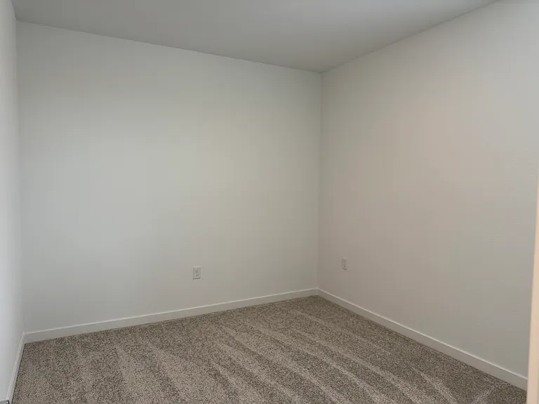 8143 Champart Cir — Photo 29