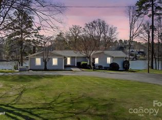 7326 Elmwood Ln, Denver, NC 28037