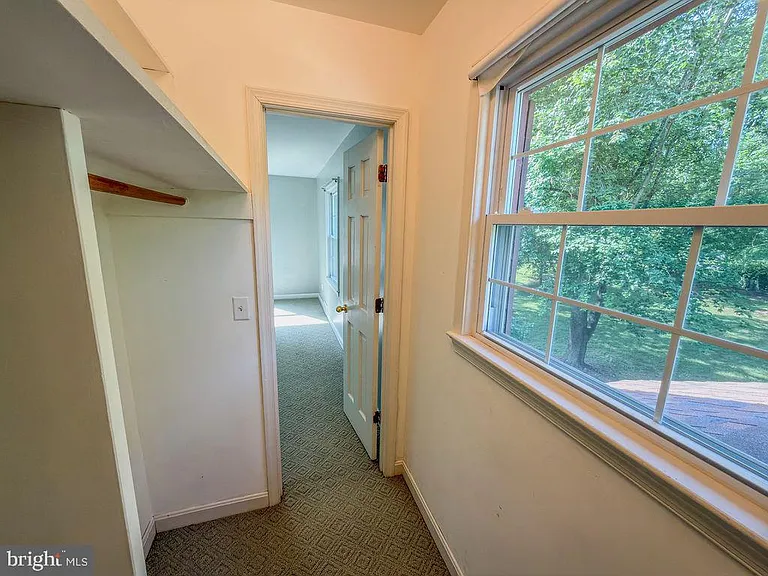 11 Hickory Ln — Photo 37