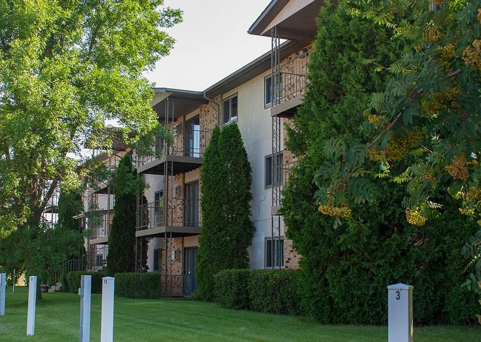 PATIO/DECK OFF EACH UNIT