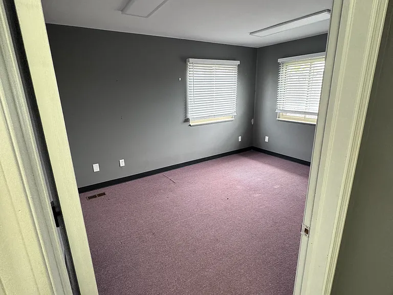 5505 S Sheldon Rd — Photo 11