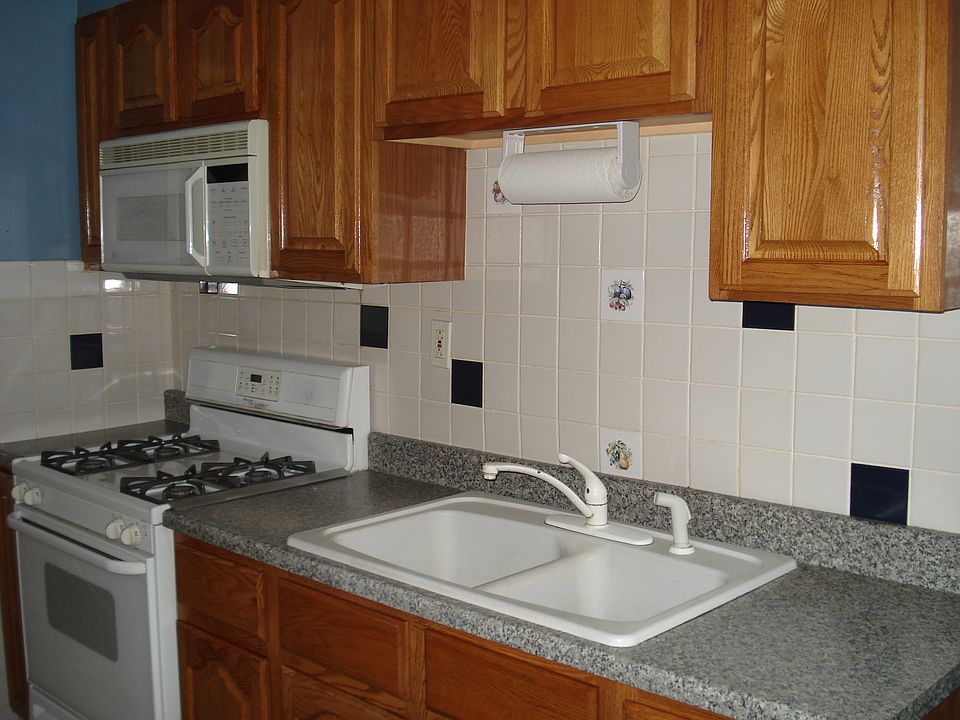 2nd image of 3432 Regent Ave N
