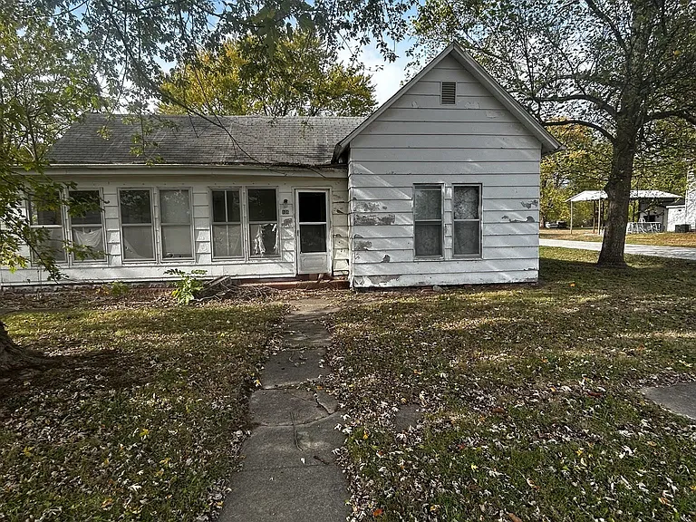 106 Locust St — Photo 44