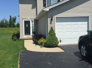 5184 Briercliff Dr, Hamburg, NY 14075