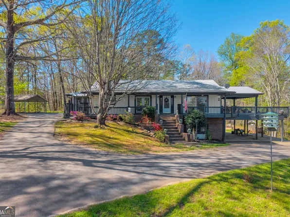 108 Dodge Ln, Lakemont, GA 30552
