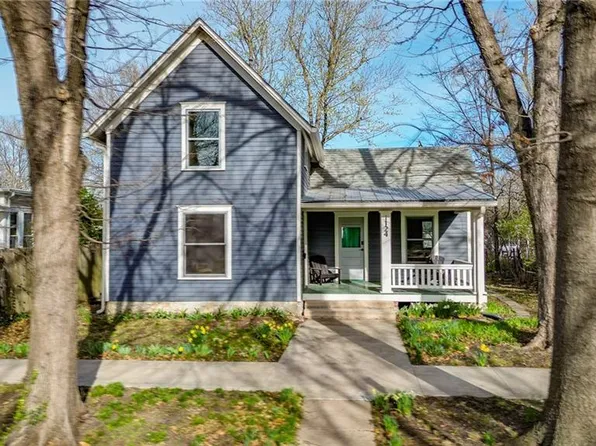 1124 Rhode Island St, Lawrence, KS 66044