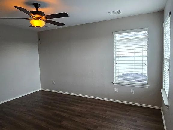 3rd image of 11621 James B Connolly Ln
