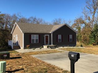 76 Stone Wall Dr, Springfield, KY 40069