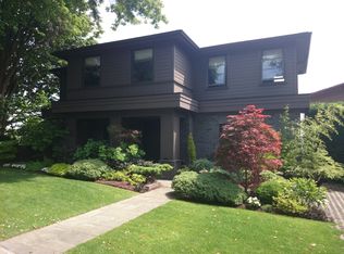 1310 Bigelow Ave N, Seattle, WA 98109
