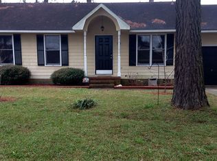 528 Offing Dr, Fayetteville, NC 28314