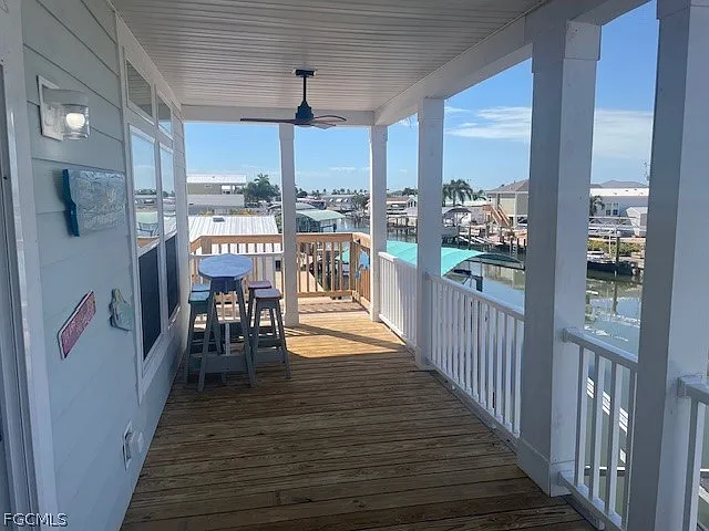 2 bed, 2.0 bath, 1444 sqft, $5,500 — Photo 4