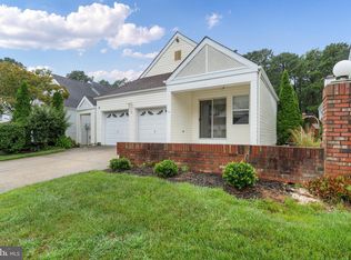 96 Deerfield Dr, Manahawkin, NJ 08050