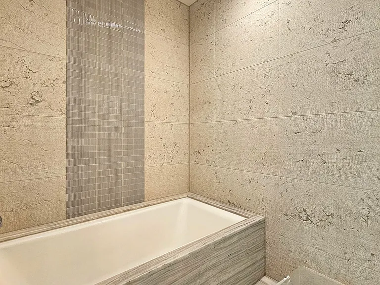 1100 Ala Moana Blvd #1809 — Photo 13