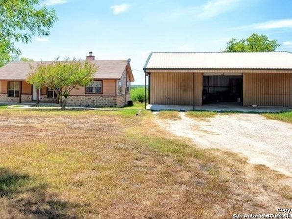 Devine Real Estate - Devine TX Homes For Sale | Zillow