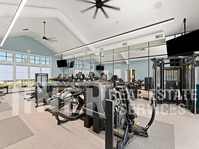 3062 Pansona St — Photo 34