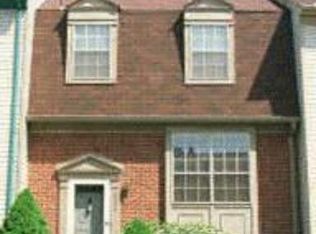 6454 Autumn Glen Ct, Alexandria, VA 22312