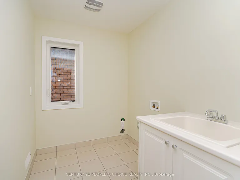 31 Garland Ave — Photo 34