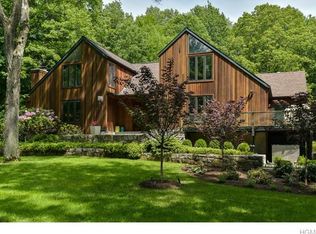 45 Stornowaye St, Chappaqua, NY 10514