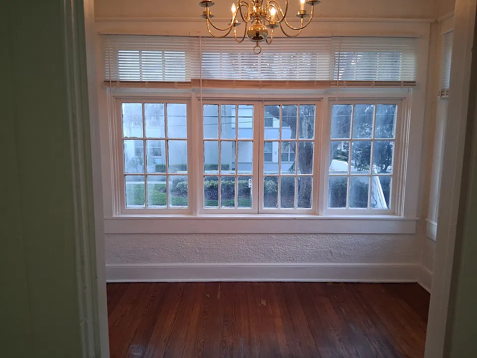 103 S Osceola Ave
