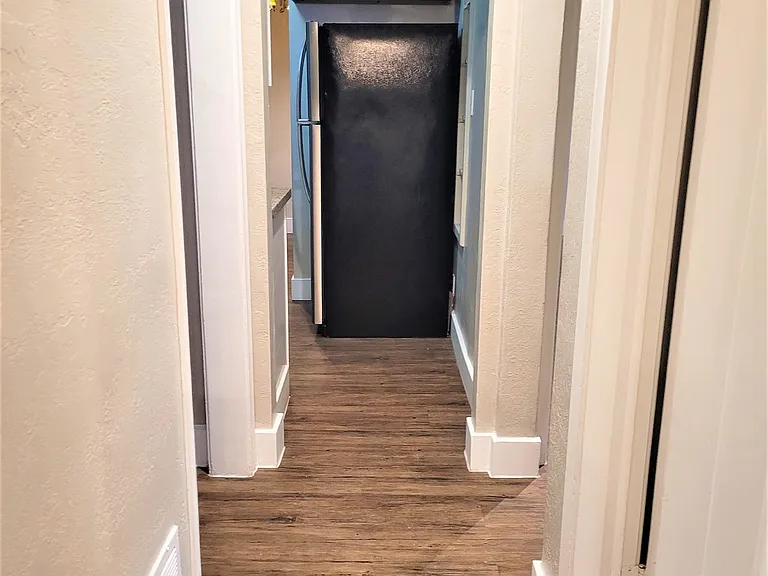 757 E Simpson Ave #7 — Photo 8