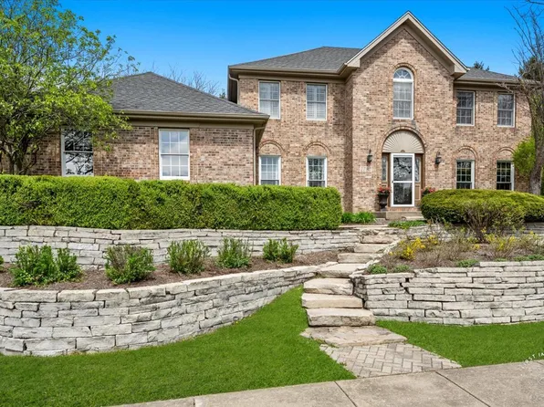 1787 Allen Dr, Geneva, IL 60134