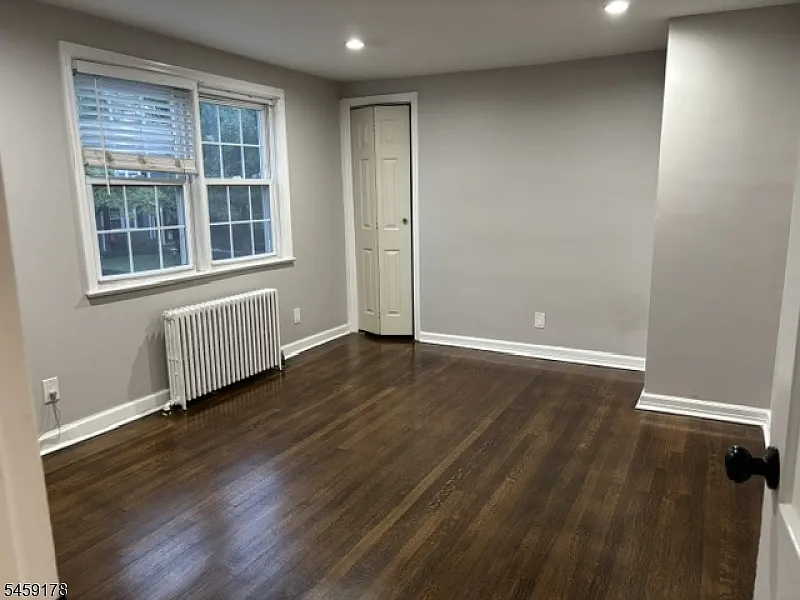 1 bed, 1.0 bath, $2,200 — Photo 3
