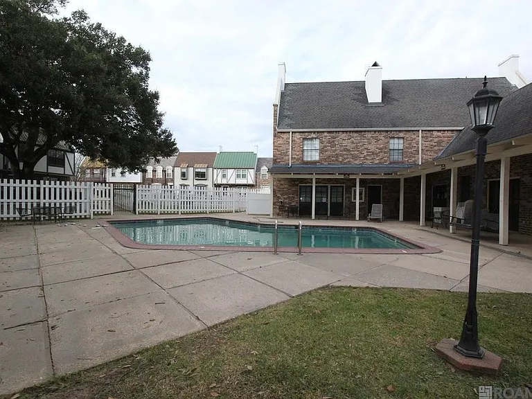 10111 Jefferson Hwy — Photo 22
