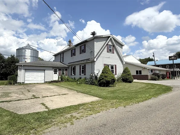 2202 Westford Rd, Jamestown, PA 16134