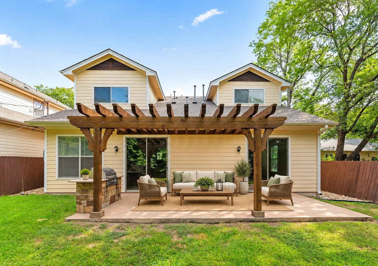Ut Pre-Lease: Beautiful 6 Br / 4 Ba North Loop Area, Mins To Ut - W/D Included — Photo 4