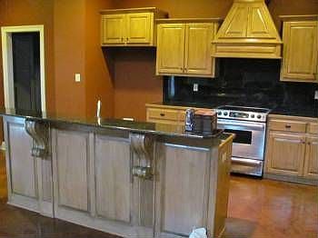 5th image of 217 Durham Dr