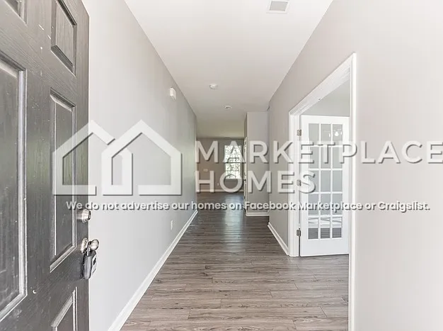 120 Caleb Ct — Photo 4