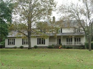 200 Ouida Ln, Columbia, TN 38401