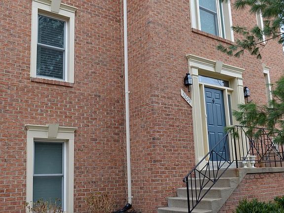 2nd image of 5209 Woodfield Dr