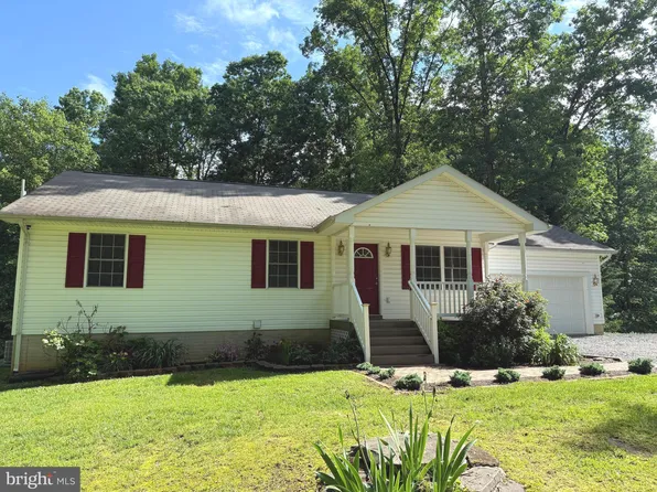 273 Pettit Pl, Louisa, VA 23093